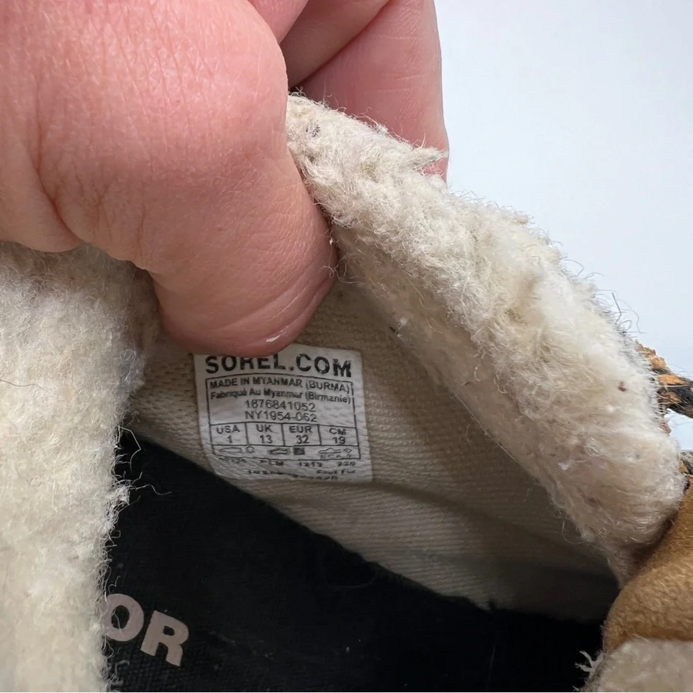 Kids Sorel Out N About Waterproof Boots Size 1